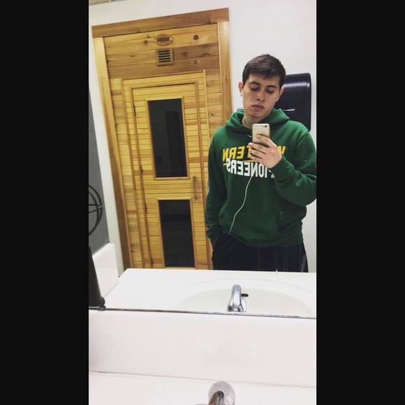 Meet your Posher, Joshua - Picture 1 of 1